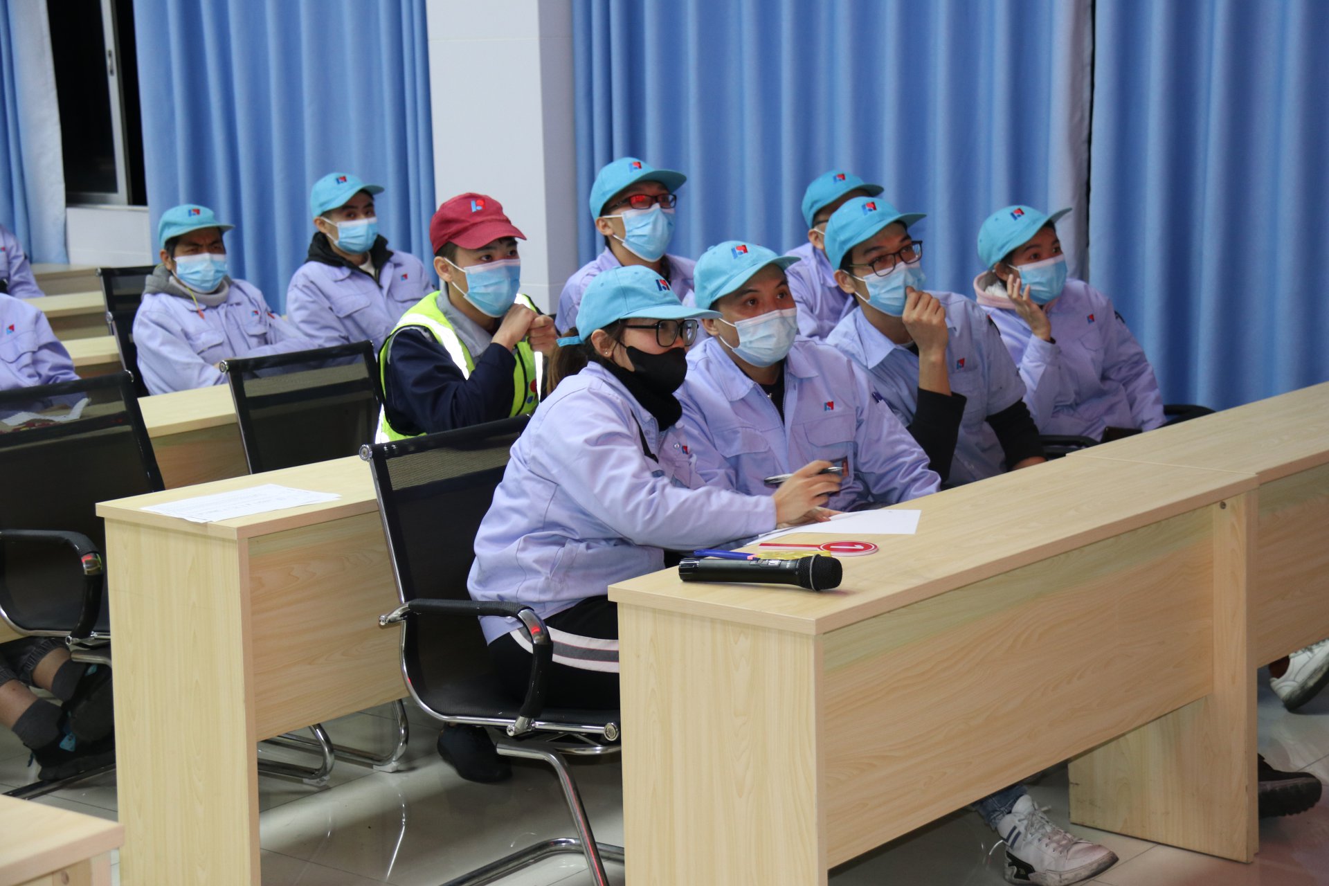 數(shù)控車間知識(shí)競(jìng)賽